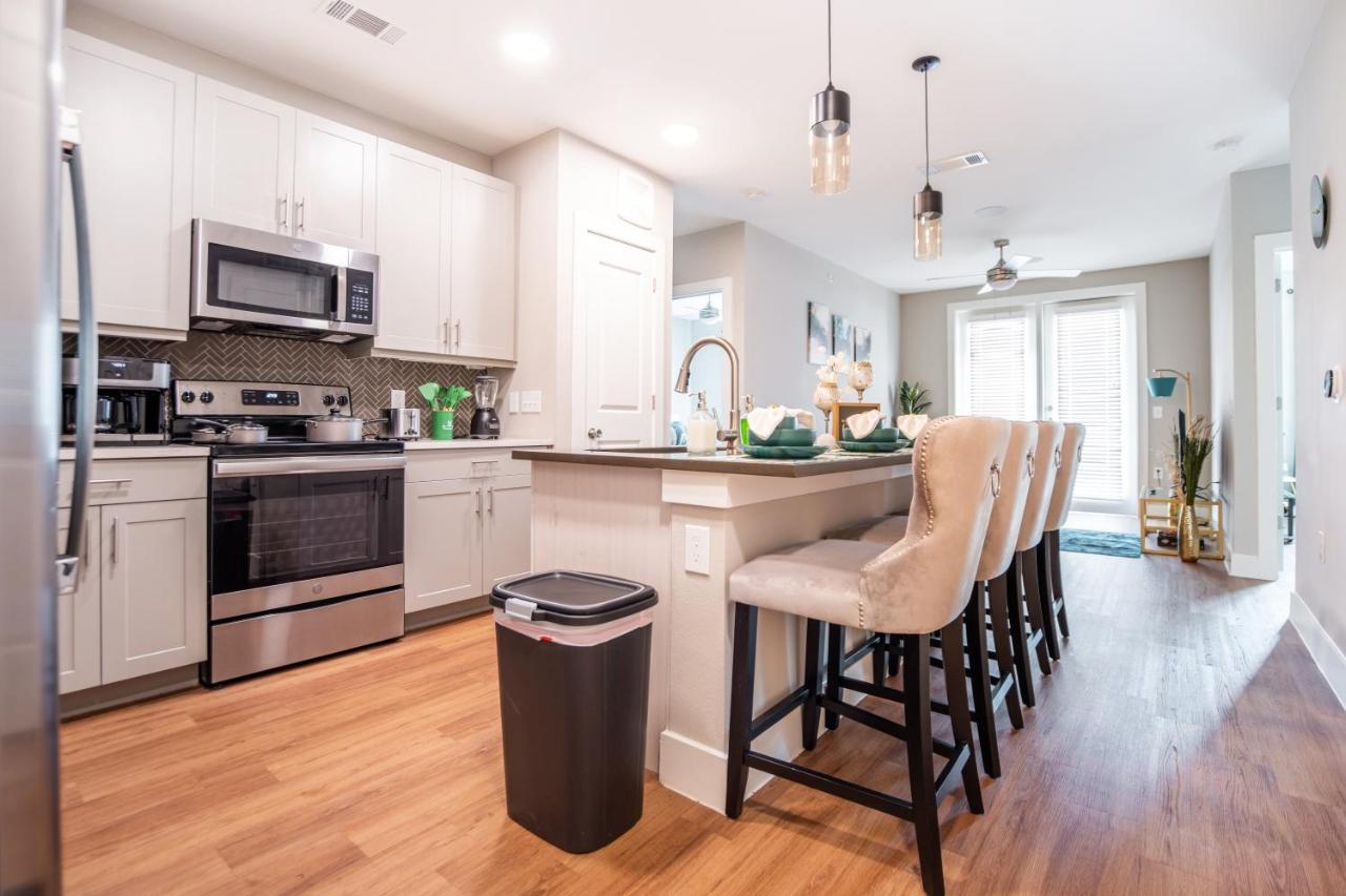 2brd Luxury With Pool In Worth Texas Appartement